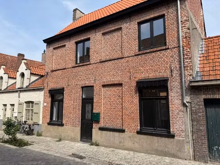 statige stadswoning in sint-gillis kwartier nabij ‘lange rei’