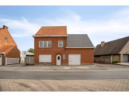 huis te koop in ichtegem met 3 slaapkamers