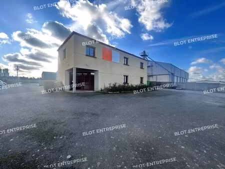 vente local d’activités corps nuds 35150 640m²
