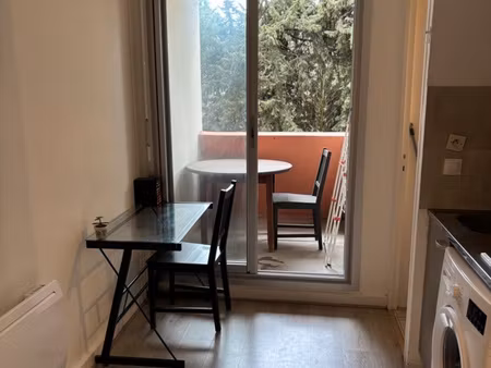 studio 22m² route de laverune