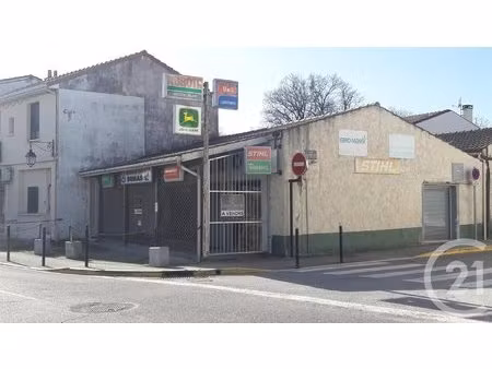 achat : local commercial (33590)