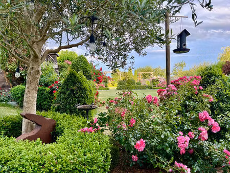vente maison 8 pièces  206.12m²  vouvray