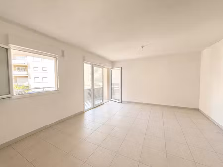 vente appartement 2 pièces 42m2 la ciotat 13600 - 229000 € - surface privée