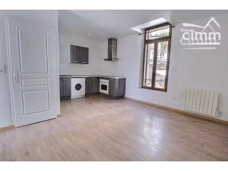 location à murviel_lès beziers appartement t2 entièrement rénové