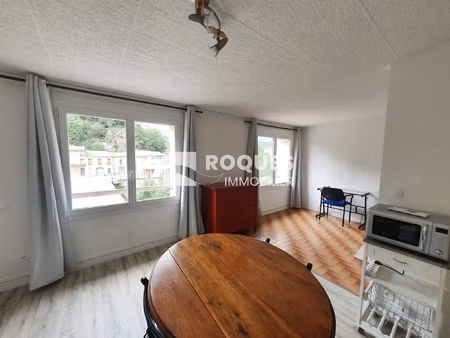 studio meublé à lodève !