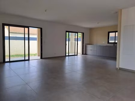 vente villa 4 pièces 113 m² à lucciana (20290)  390 000 €