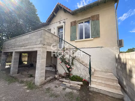 ensemble immobilier de 3 logements entraigues sur la sorgue 186 m2 avec dépendances
