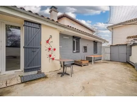 maison à vendre à voiron. 97 m² habitables + 72 m² de sous-s