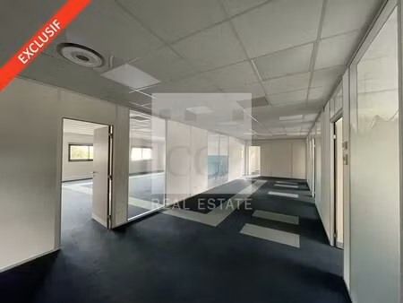location bureaux 273 m²