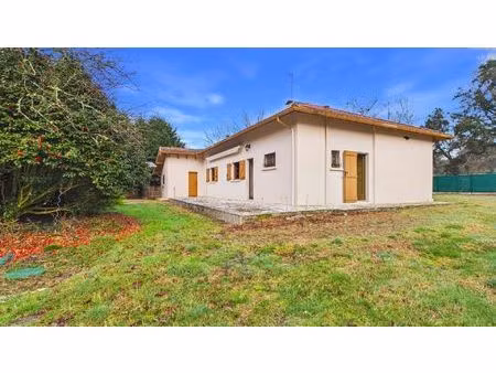 maison des années 80 à rénover sur terrain constructible de 1191 m²