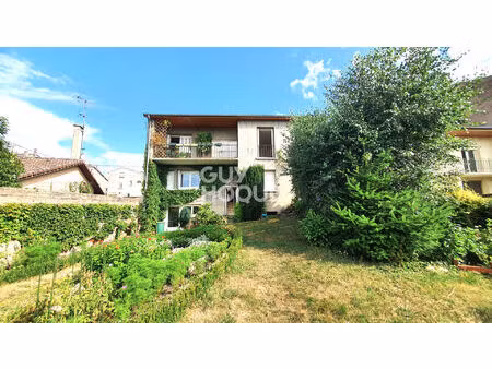 maison avec local professionnel  12 pièces  à chazelles-sur-lyon