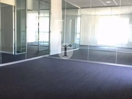 location bureaux 270 m²