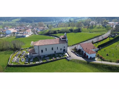 ancien presbytère du xvie - 293 m² - vue montagnes - fort potentiel