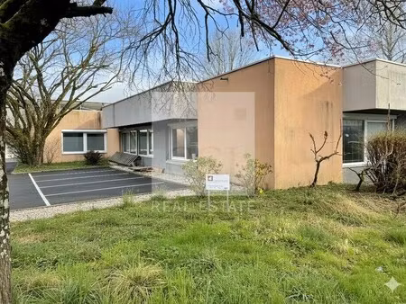 vente bureaux 235 m²