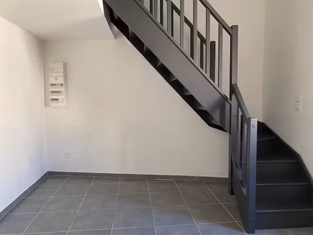 pertuis : location appartement t3 en duplex