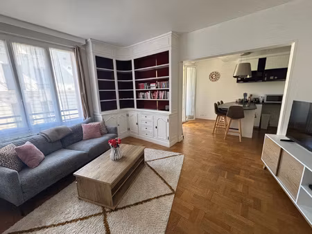 bel appartement f4 au coeur d'enghien les bains