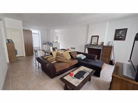grand appartement t3 centre ville