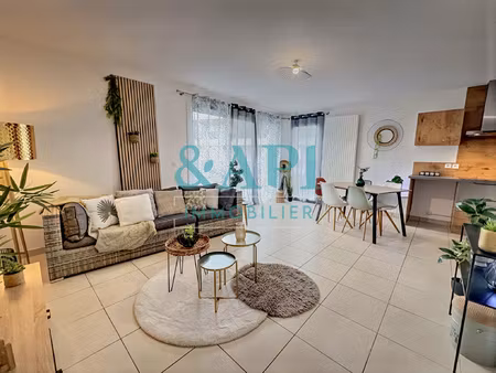 appartement t3 avec terrasse excellent état proche toutes co