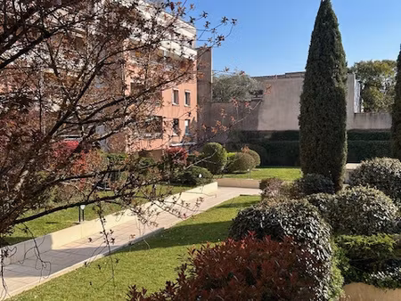 halle aux grains - appartement t5 avec terrasse  garage et c