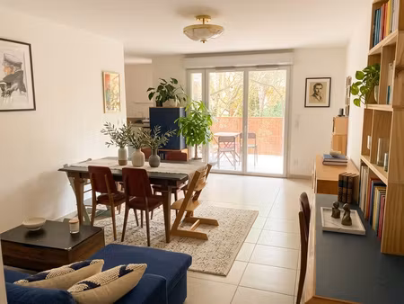 appartement t3 de 66 m2 avec balcom 10 m2 et parking souterr
