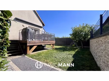 triplex avec jardin et garage