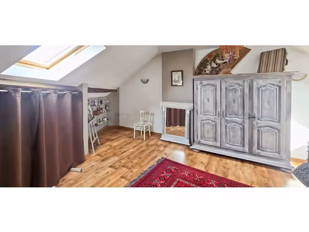 maison sans travaux de 140 m2 habitable agrémentée d'un jard