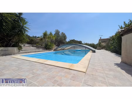 maison avec piscine à bezouce 3 chambres + espace indépend