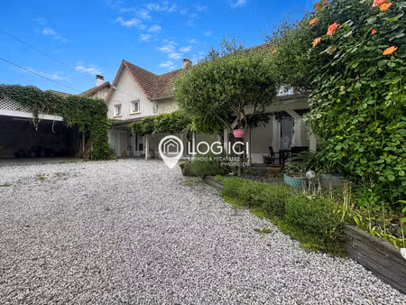 au coeur du village de bordères-sur-l'échez  venez découvrir