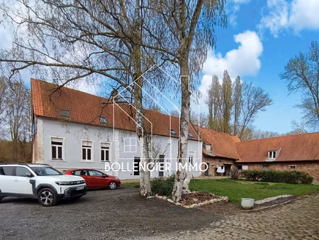 ferme flamande de 250 m2 habitables  dépendances et pâtures