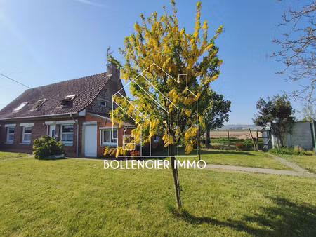 maison de campagne individuelle et son terrain de 1000 m2