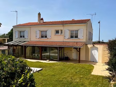 vente maison 7 pièces 155 m² l’houmeau (17137)