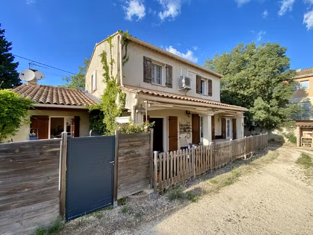 sorgues - belle maison 123m2 avec jardin