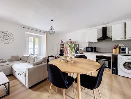bages - maison de village - r+1 - 55m2