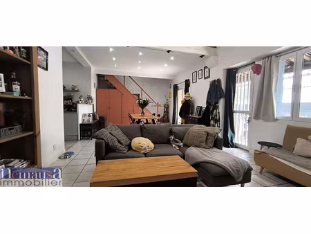 maison de village 4 pièces 117 m2 avec cour uchaud