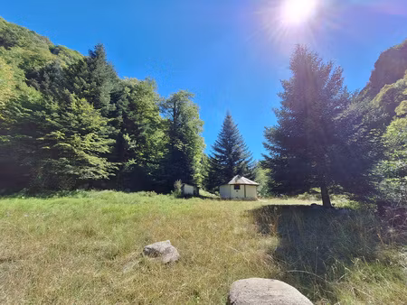 terrain avec sources