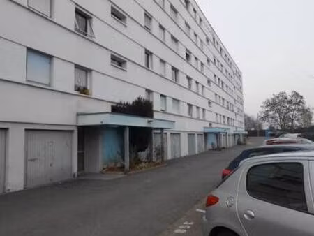 parking à louer