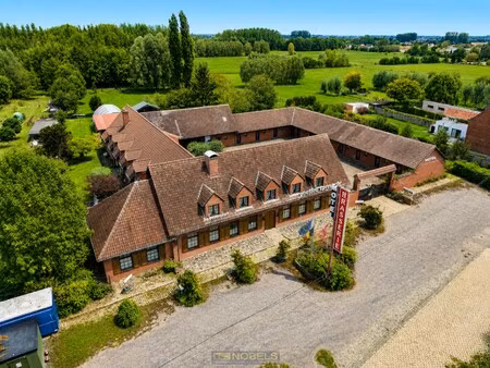 huis te koop in kruisem met 22 slaapkamers