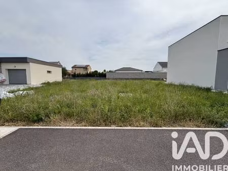 terrain constructible viabilisé à vendre