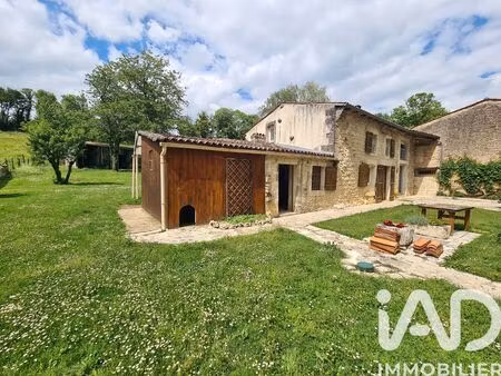 maison de campagne à fenioux (17350)