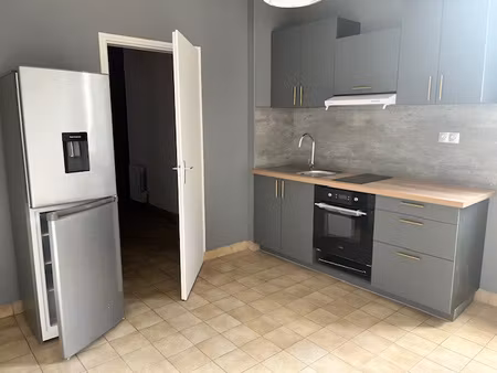 location appartement 2 pièces 43m² angouleme 16000