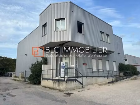 location commerce aubagne 13400 520m²