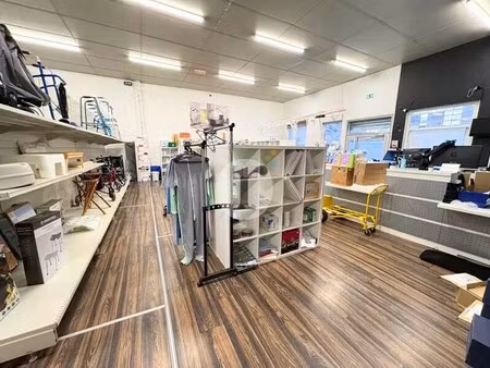 location commerce marcq en baroeul 59700 450m²