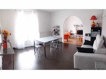 location appartement 3 pièces 85 m² à nivolas-vermelle (38300)  895 €