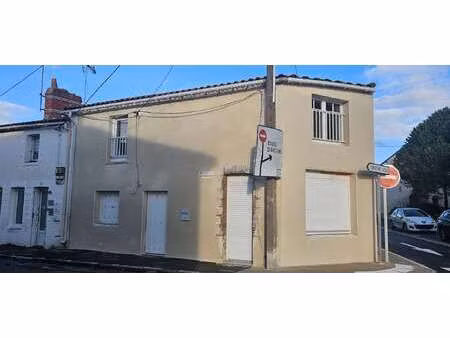 vente maison à saint-philbert-de-grand-lieu (44310) : à vendre / 102m² saint-philbert-de-g