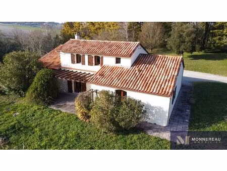maison en partie de plain-pied