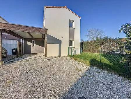 maison à vendre au cellier centre bourg  3 chambres  terrain clos  proche commodités