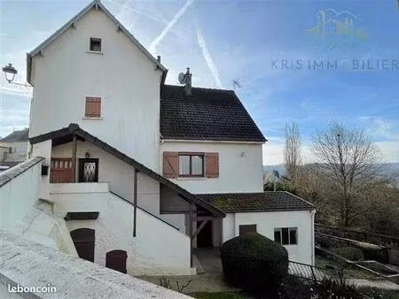 maison 5 pièces 150 m²