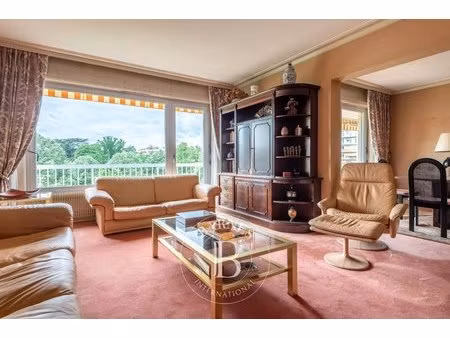 écully centre – 5ᵉ étage – 122 69 m² – terrasse et balcon – 3/4 chambres – piscine - tenni