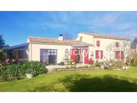 maison 5 pièces - 121 m²
