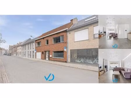 maison à vendre à kerkplein 8 vlamertinge (rbv87337)